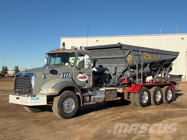 Mack CT713 Betonikivikoneet