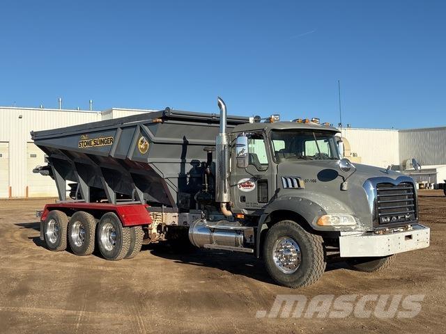 Mack CT713 Betonikivikoneet