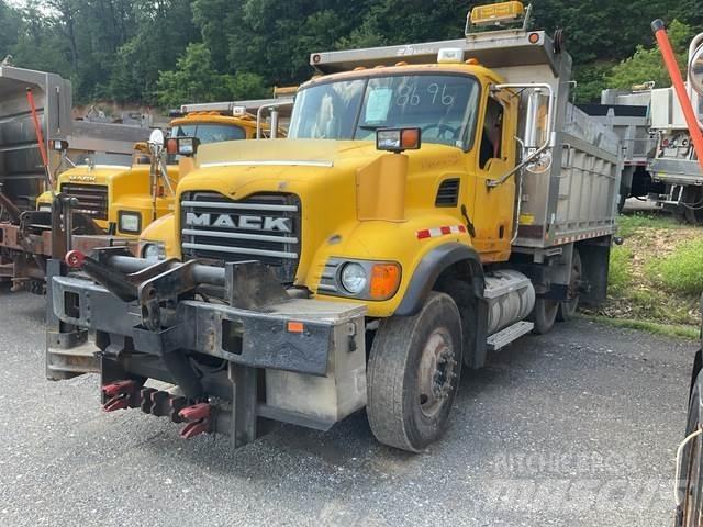 Mack CV700 Lumiaurat