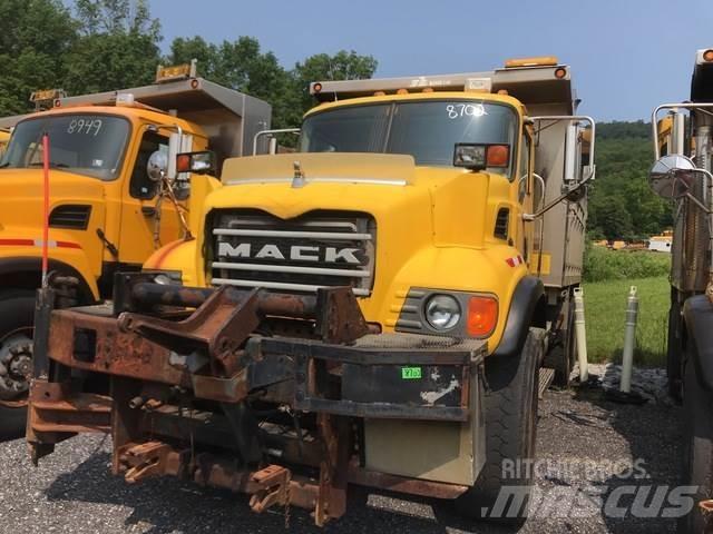 Mack CV700 Lumiaurat