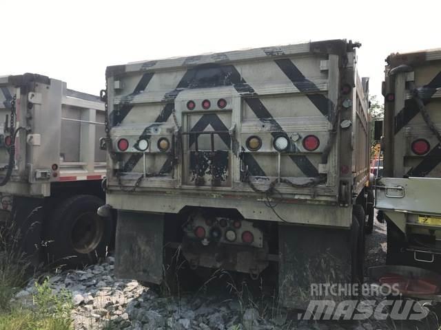 Mack CV700 Lumiaurat