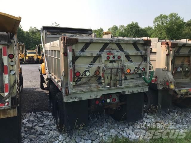 Mack CV700 Lumiaurat