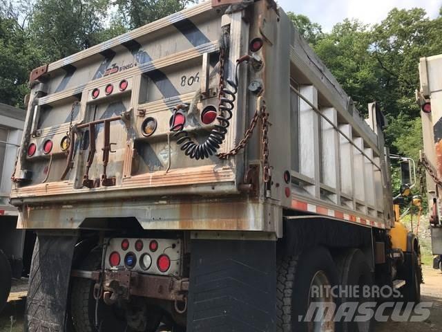 Mack CV700 Lumiaurat