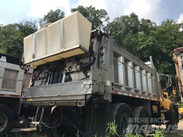 Mack CV700 Lumiaurat