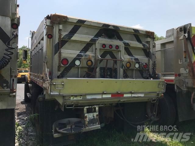 Mack CV700 Lumiaurat