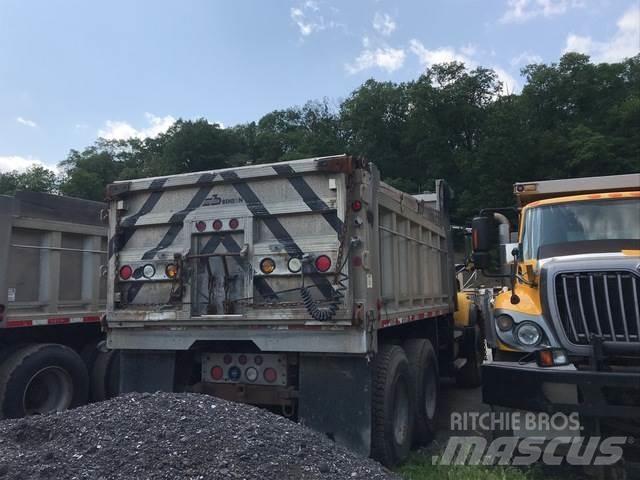 Mack CV700 Lumiaurat