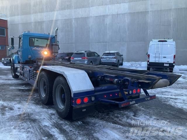 Mack CV713 Nostovarsi-vaihtolavakuorma-autot