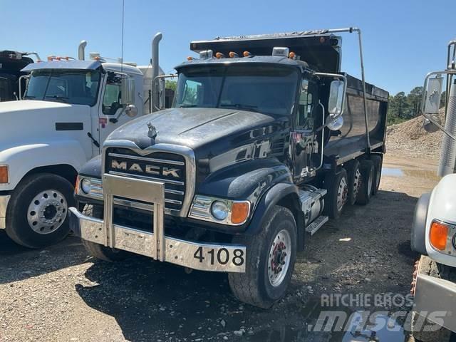 Mack CV713 Sora- ja kippiautot