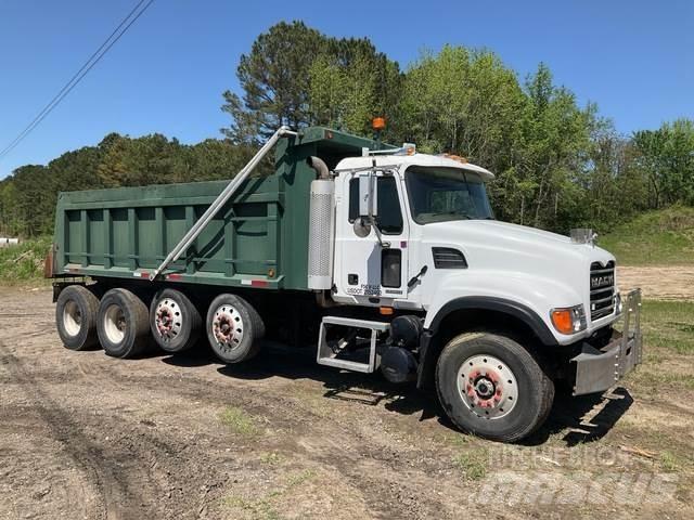 Mack CV713 Sora- ja kippiautot