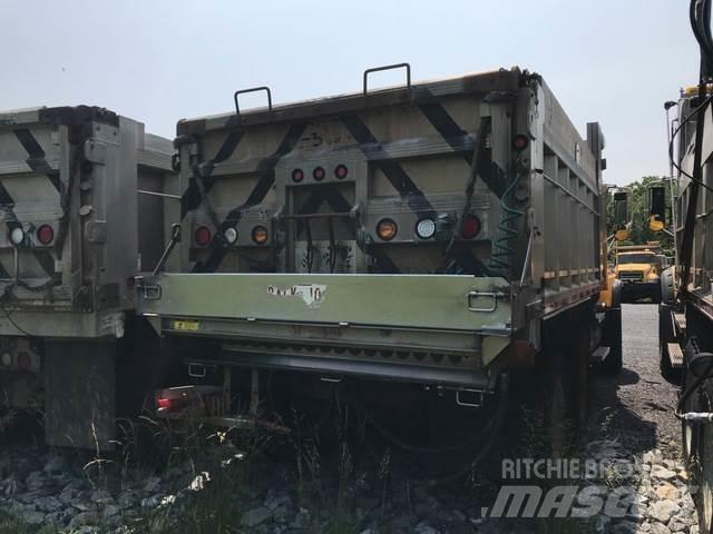 Mack CV713 Lumiaurat
