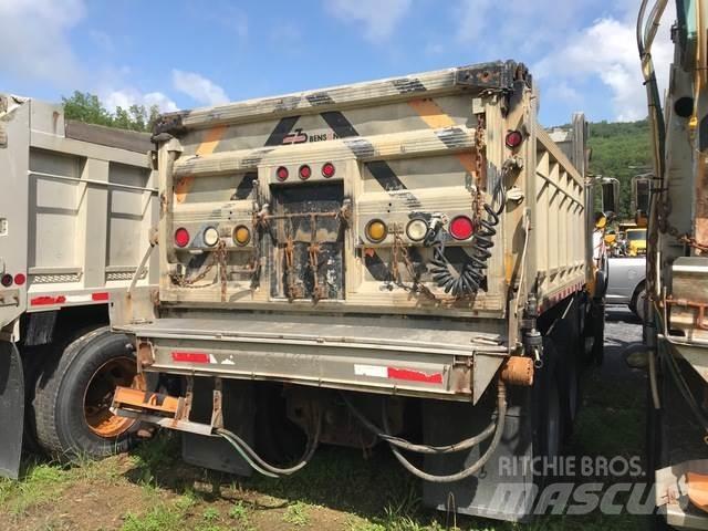 Mack CV713 Lumiaurat
