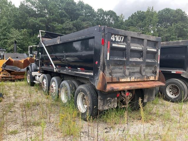 Mack CV713 Sora- ja kippiautot