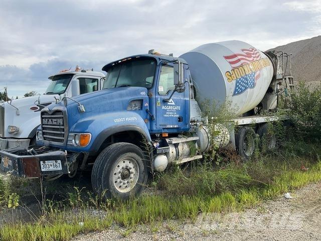 Mack CV713 Muut kuorma-autot