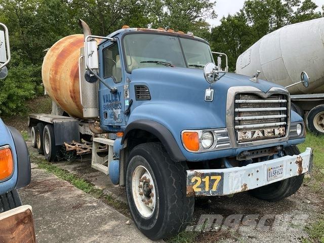Mack CV713 Muut kuorma-autot