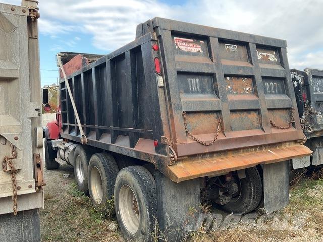 Mack CV713 Sora- ja kippiautot