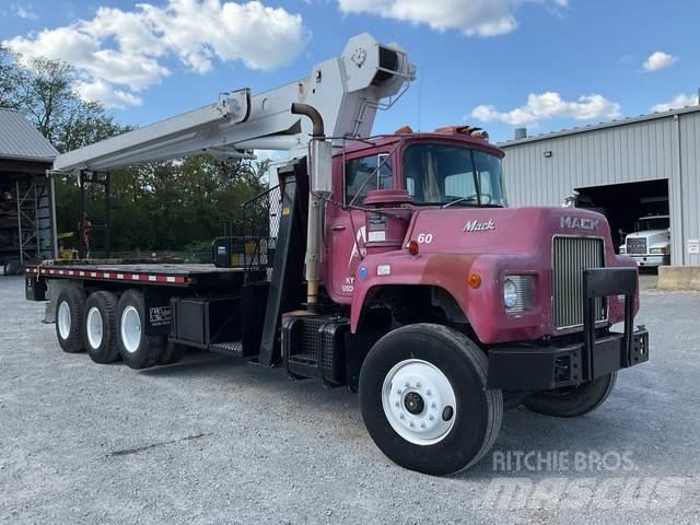 Mack DM686S Muut kuorma-autot