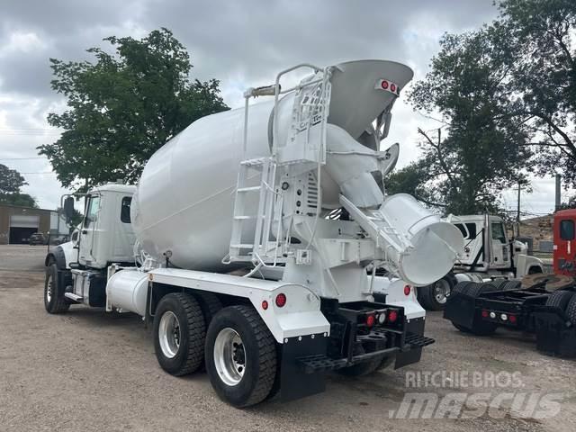 Mack GR64F Muut kuorma-autot