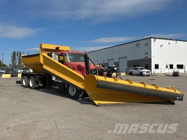 Mack GU433 Lumiaurat