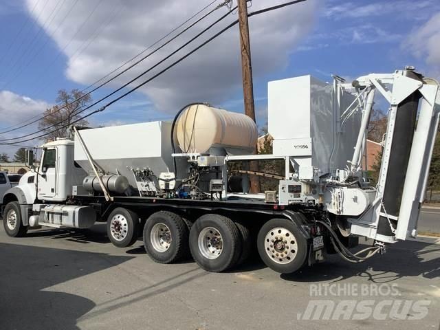 Mack GU713 Betonikuorma-autot
