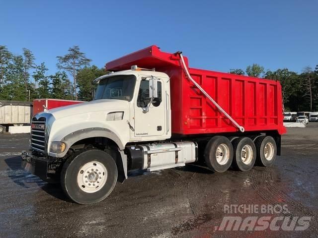 Mack GU713 Sora- ja kippiautot