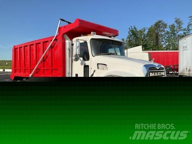 Mack GU713 Sora- ja kippiautot