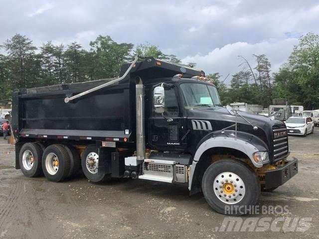 Mack GU713 Sora- ja kippiautot