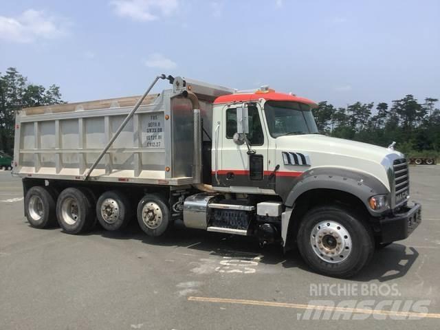 Mack GU713 Sora- ja kippiautot
