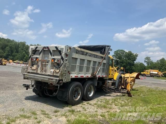 Mack GU713 Lumiaurat