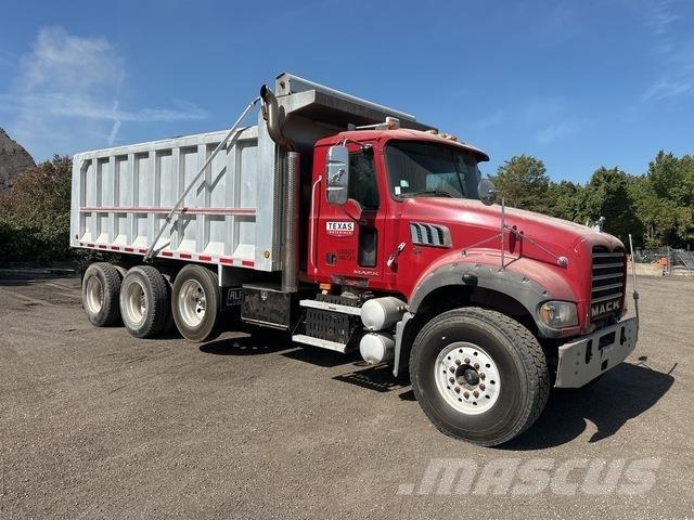 Mack GU713 Sora- ja kippiautot