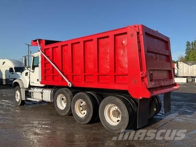 Mack GU713 Sora- ja kippiautot