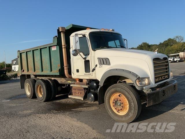 Mack GU713 Sora- ja kippiautot