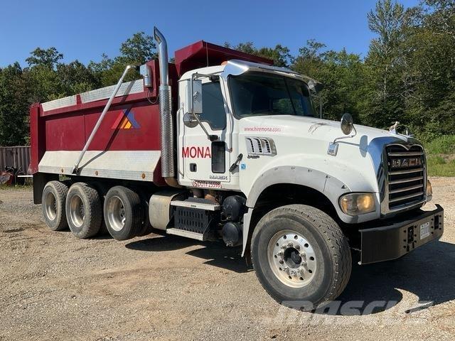 Mack GU713 Sora- ja kippiautot
