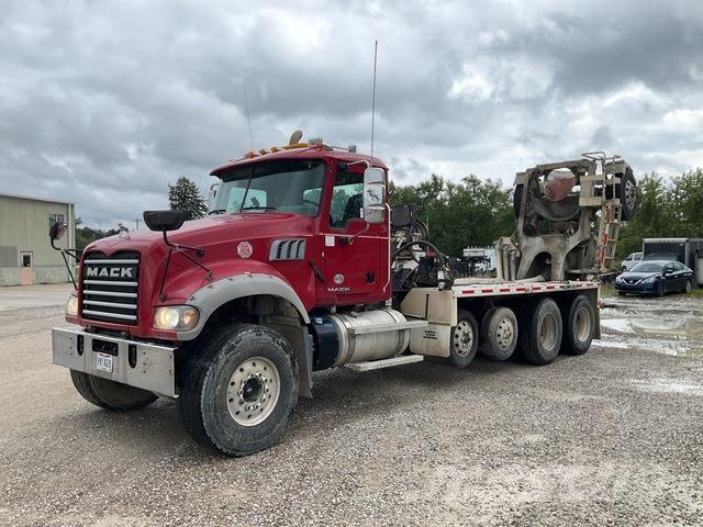 Mack GU713 Muut kuorma-autot