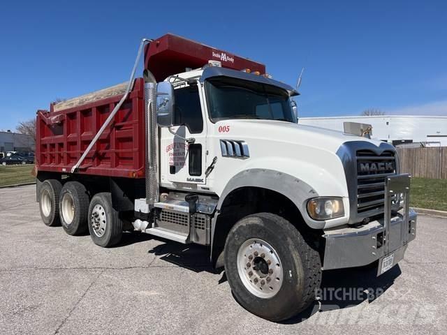 Mack GU714 Sora- ja kippiautot