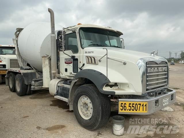Mack GU813 Muut kuorma-autot