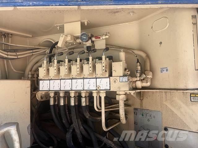 Mack GU813 Betonipumppuautot