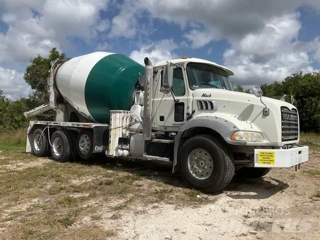 Mack GU813 Muut kuorma-autot