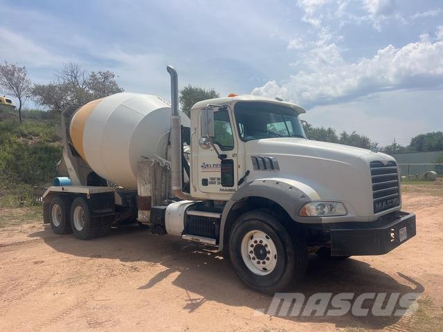 Mack GU813 Muut kuorma-autot
