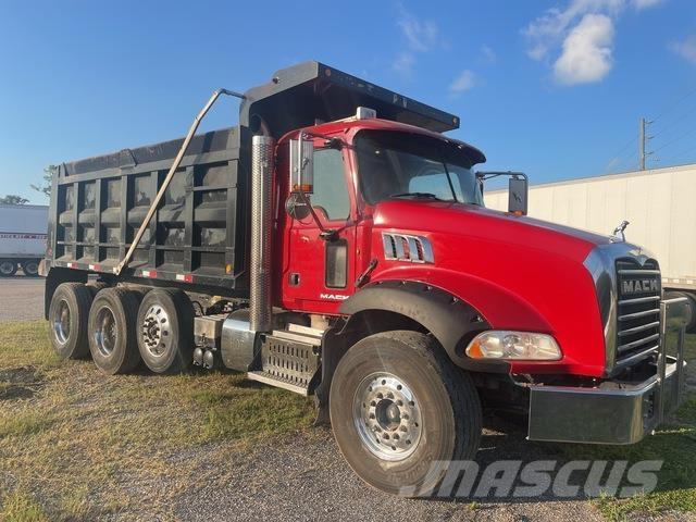 Mack GU813 Sora- ja kippiautot