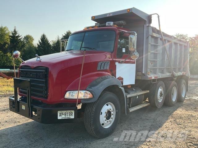 Mack GU813 Sora- ja kippiautot