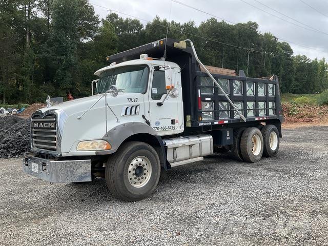 Mack GU813 Sora- ja kippiautot