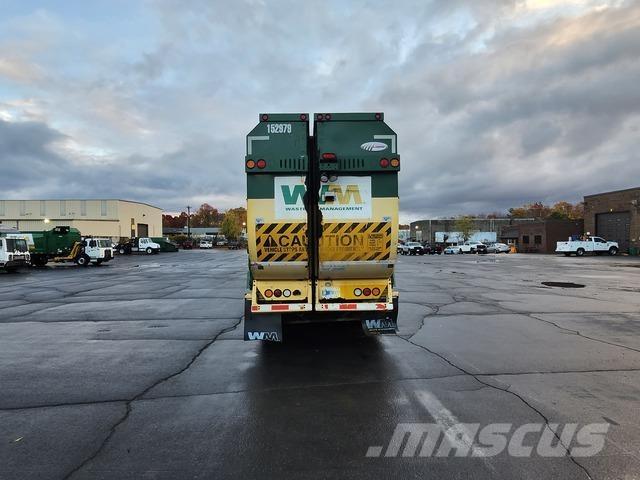 Mack LEU613 Jäteautot