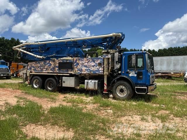 Mack MRU613 Betonipumppuautot