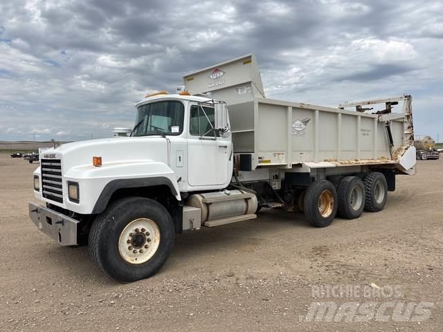 Mack RD60 Lumiaurat