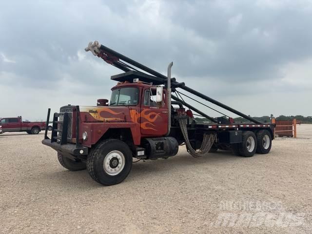 Mack RD600 Muut koneet