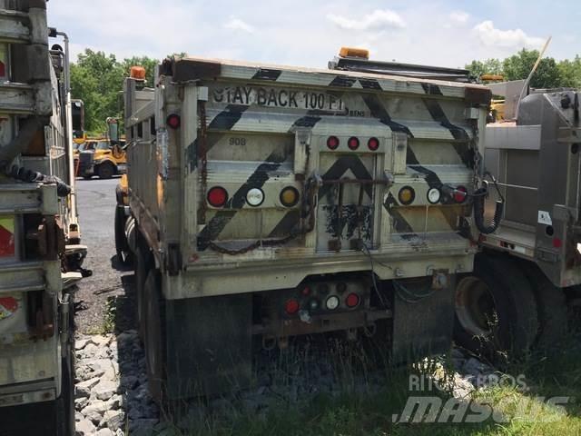 Mack RD600 Lumiaurat