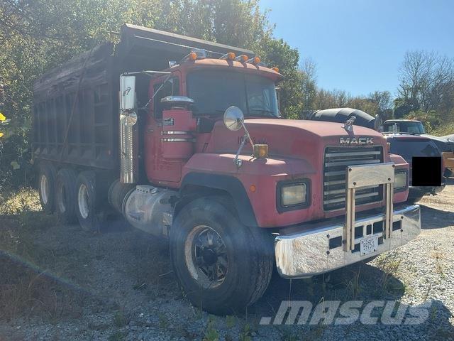 Mack RD688S Sora- ja kippiautot