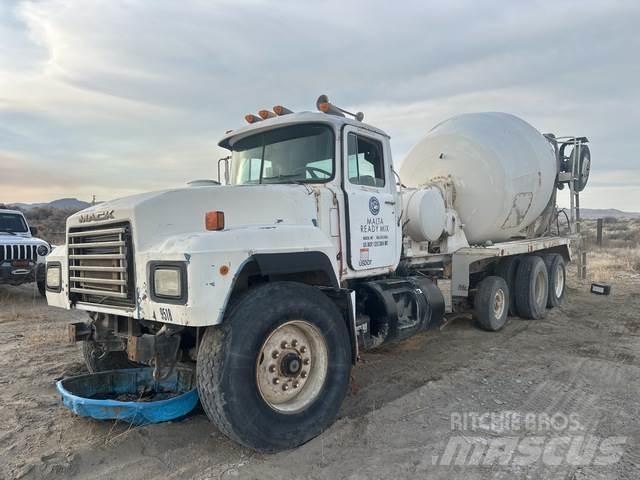 Mack RD690S Muut kuorma-autot