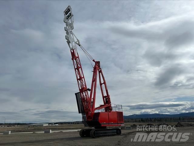 Madill 124 Harvesterinosturit