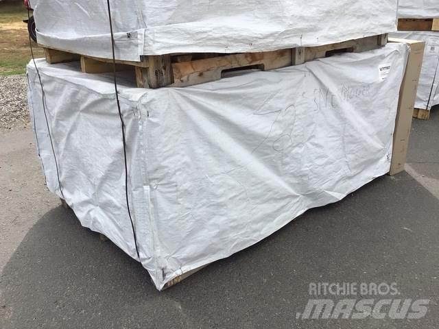 Mahindra  Muut tie- ja lumikoneet